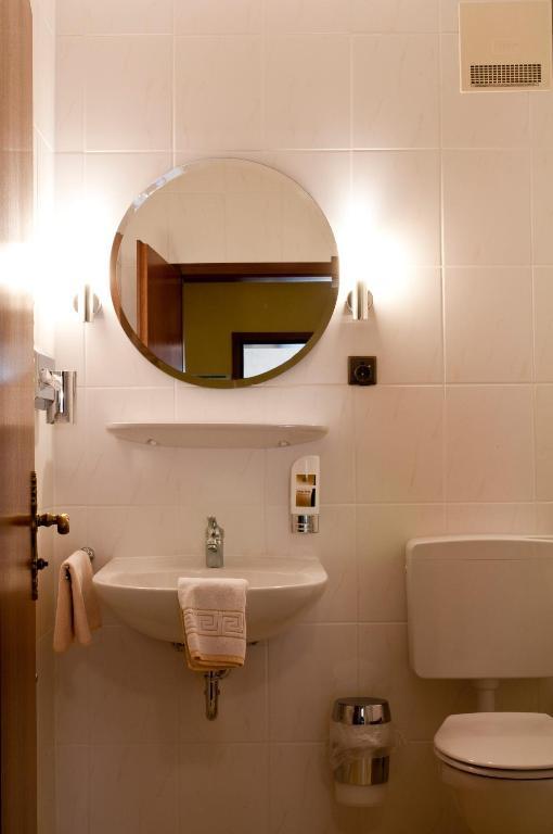 City Hotel Idar-Oberstein Rom bilde