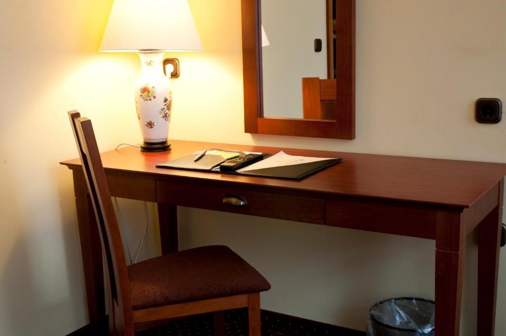 City Hotel Idar-Oberstein Rom bilde