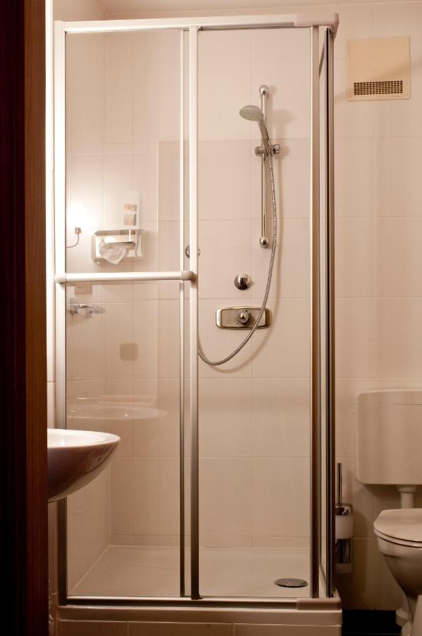 City Hotel Idar-Oberstein Rom bilde